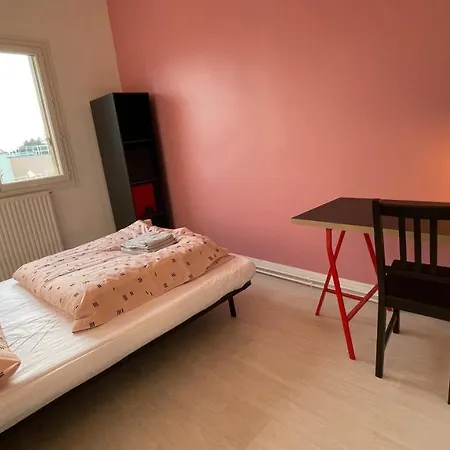 Melun Appartement, *